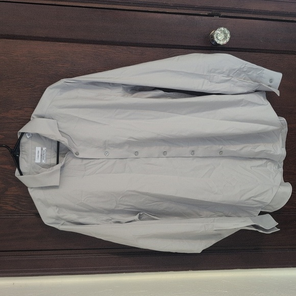 Calvin Klein Bundle Of Three Non Iron Long Sleeve Dress Shirts Size 17 - Picture 10 of 11